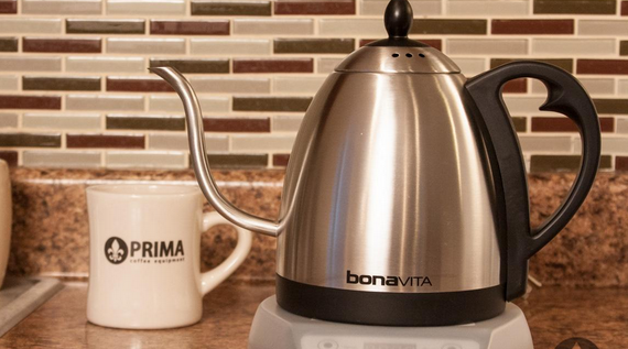 Bonavita electric pour over coffee kettle